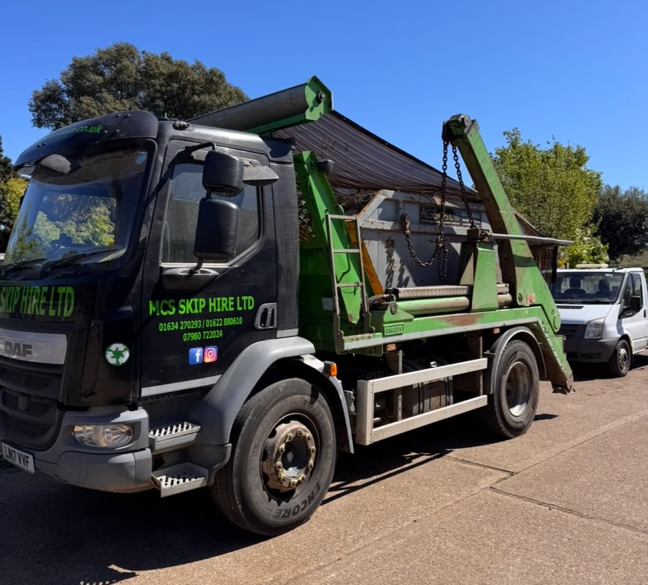 Commercial skip hire